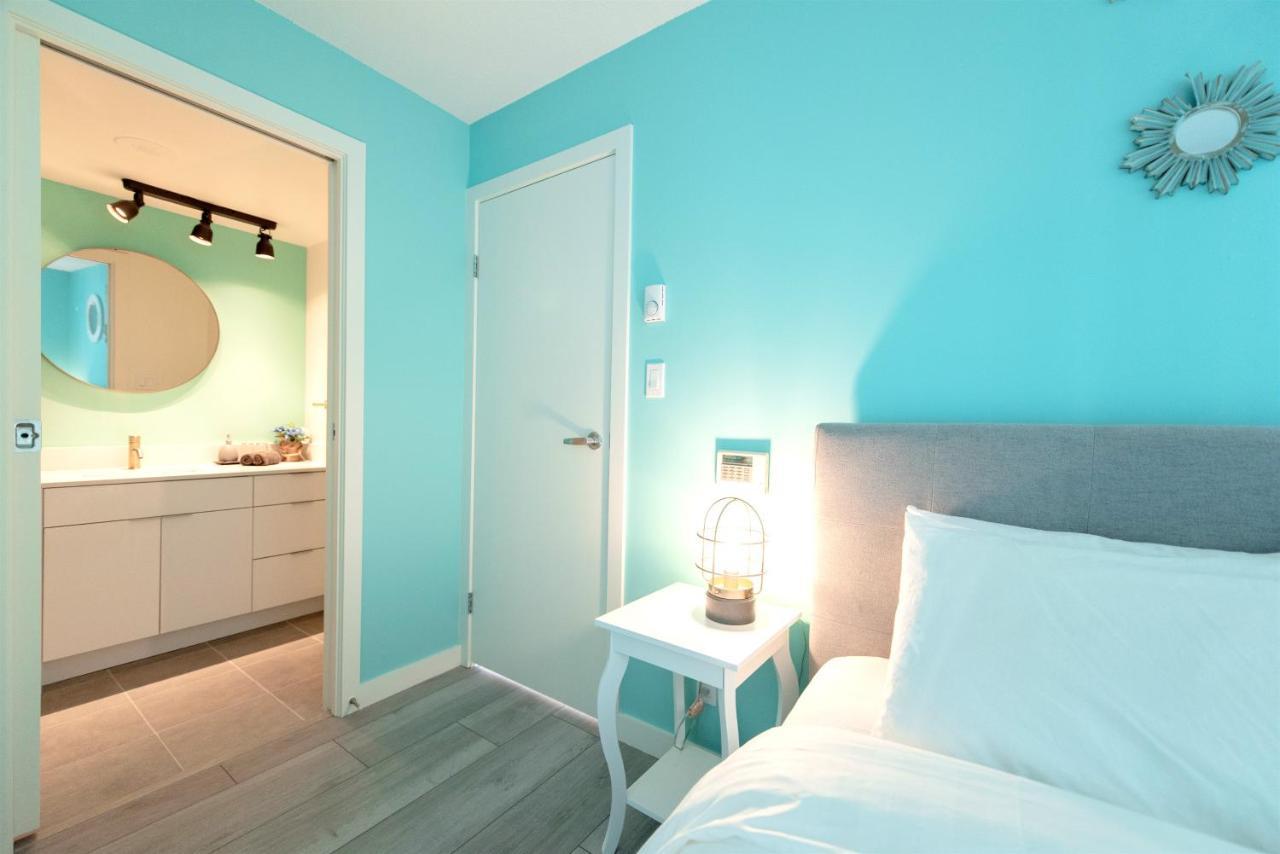 Chic 2-Bedroom In Central Downtown With Stunning Water Views Ванкувер Экстерьер фото