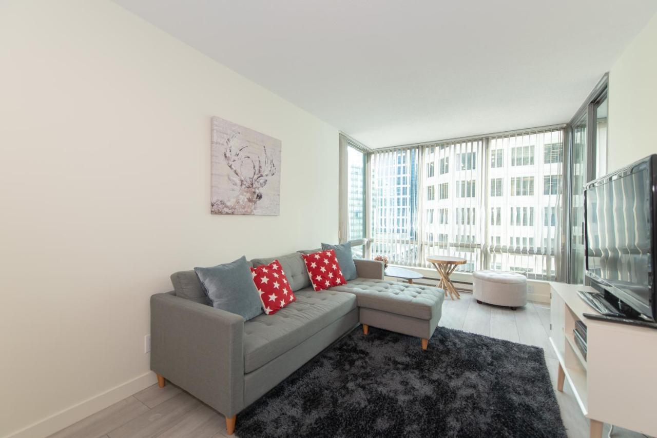 Chic 2-Bedroom In Central Downtown With Stunning Water Views Ванкувер Экстерьер фото